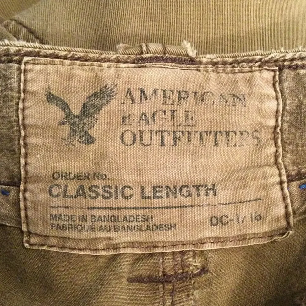 American Eagle Classic Length Cargo Shorts Distressed look 33